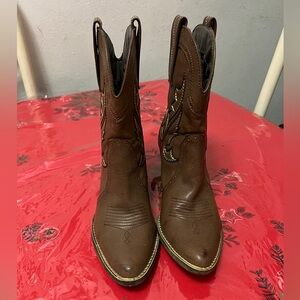 Very Volatile Markie Embroidered Western Cowboy Ankle Boots Womens Sz 9